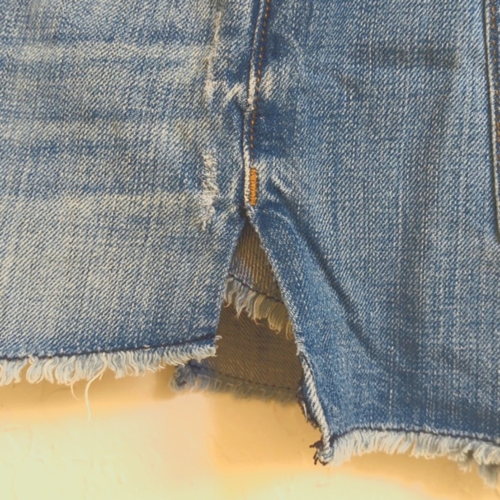 rag & bone Jean Cut Off Distressed Shorts in Chesapeake Size 31 - Picture 8 of 10